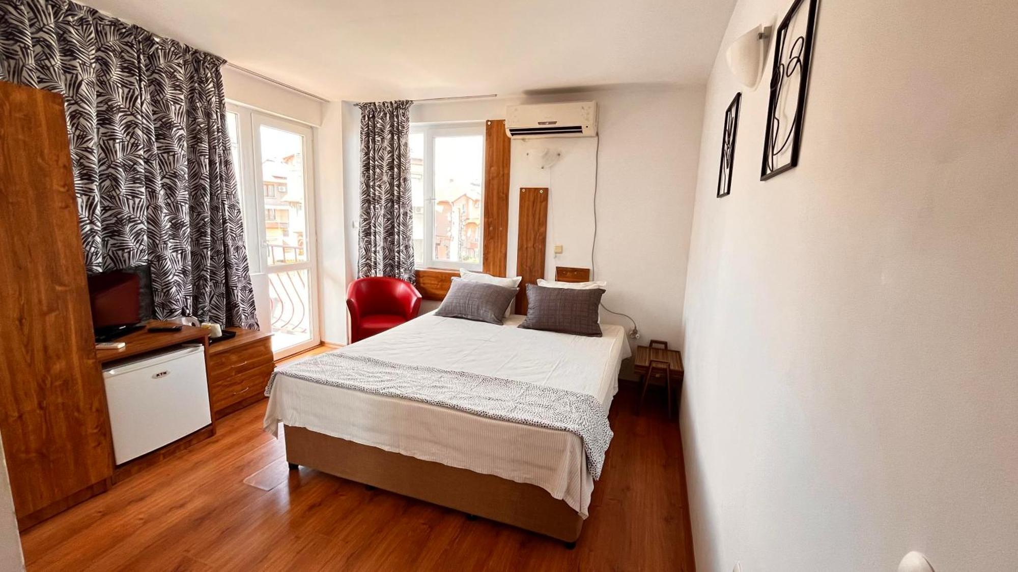 Guest House Villa Stefi โซโซโปล ภายนอก รูปภาพ