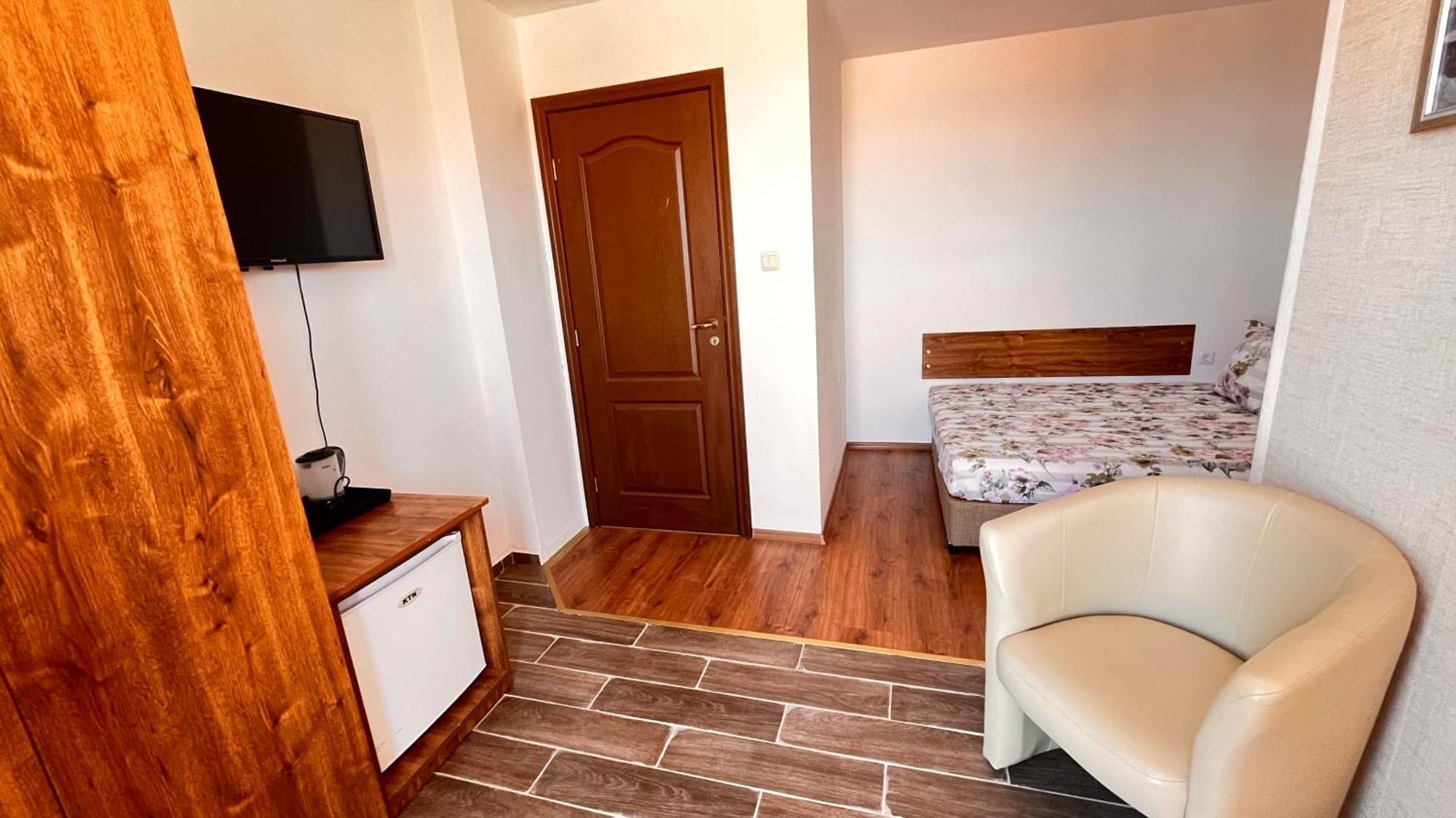Guest House Villa Stefi โซโซโปล ภายนอก รูปภาพ